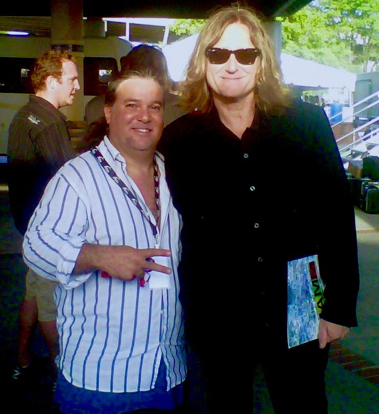 MAVERICK ARTIST VICTOR HUGO VACA JR JOHN WAITE MODERN ART MUSIC MOVEMENT